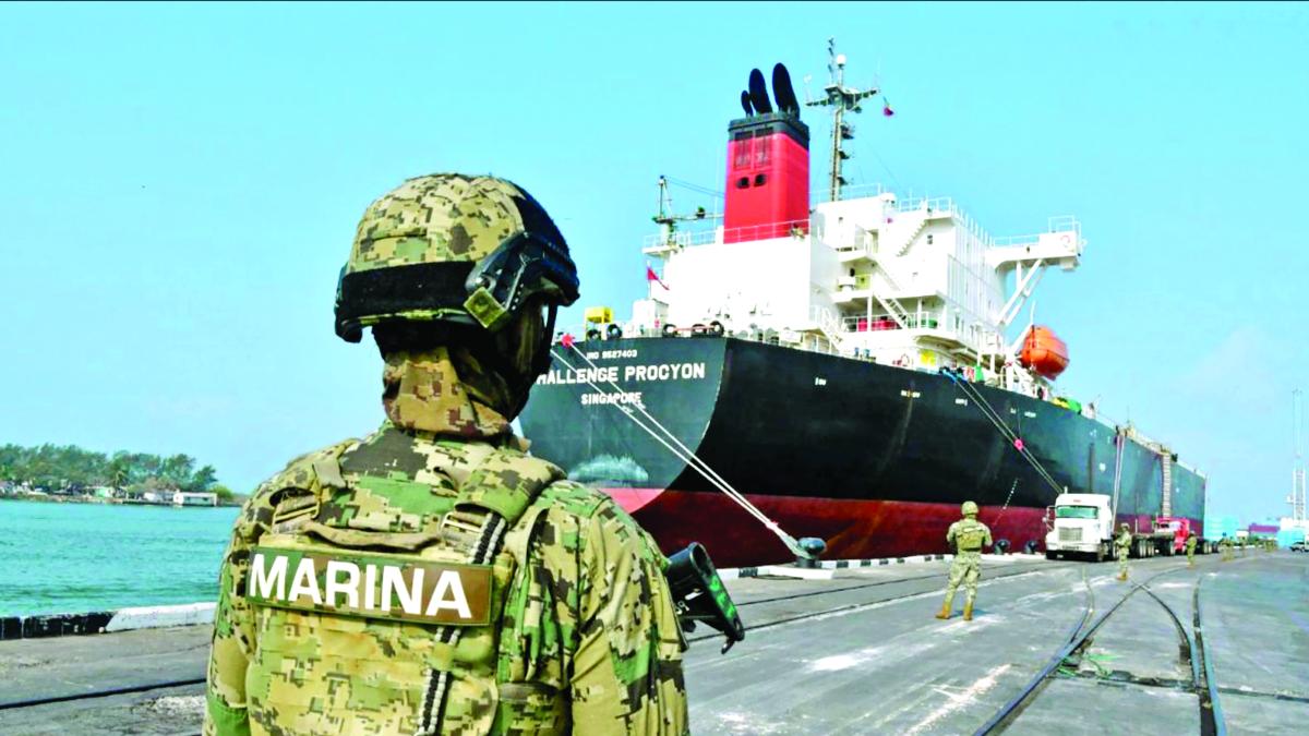 <![CDATA[Jueza desecha amparo de contralmirante acusado de huachicol fiscal]]>