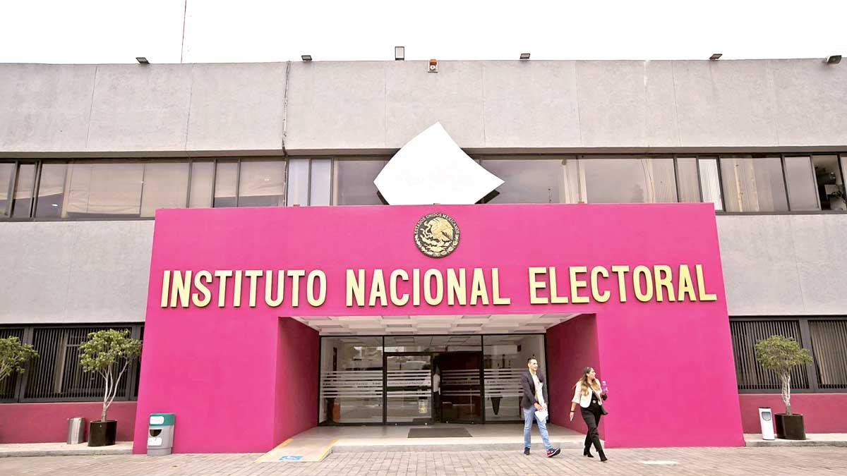 <![CDATA[Crece lista de aspirantes al INE]]>