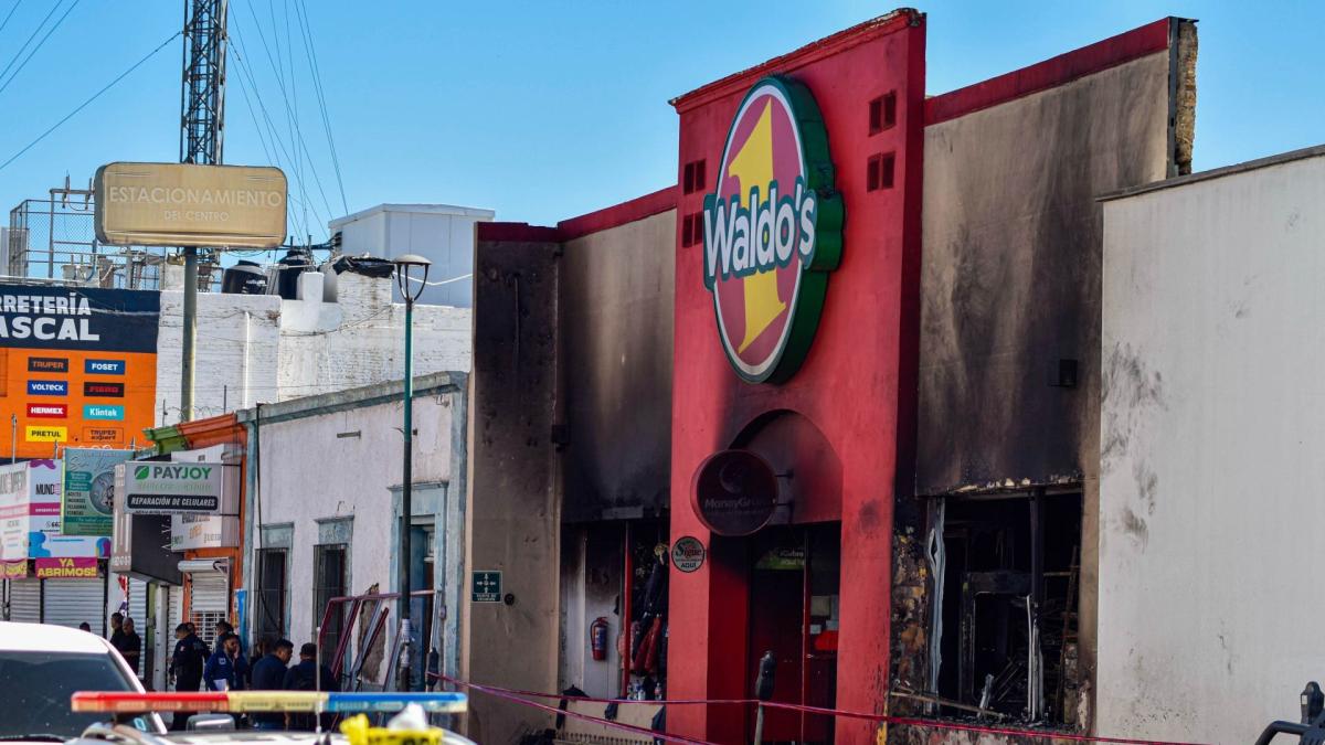 Imputan a dos exfuncionarios de Hermosillo por incendio en Waldo&rsquo;s