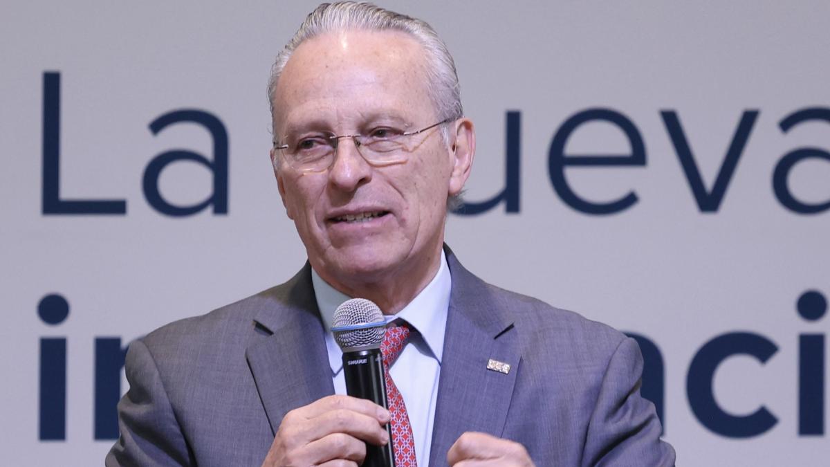 <![CDATA[José Medina Mora plantea fortalecer la confianza e inversión para acelerar el crecimiento económico]]>