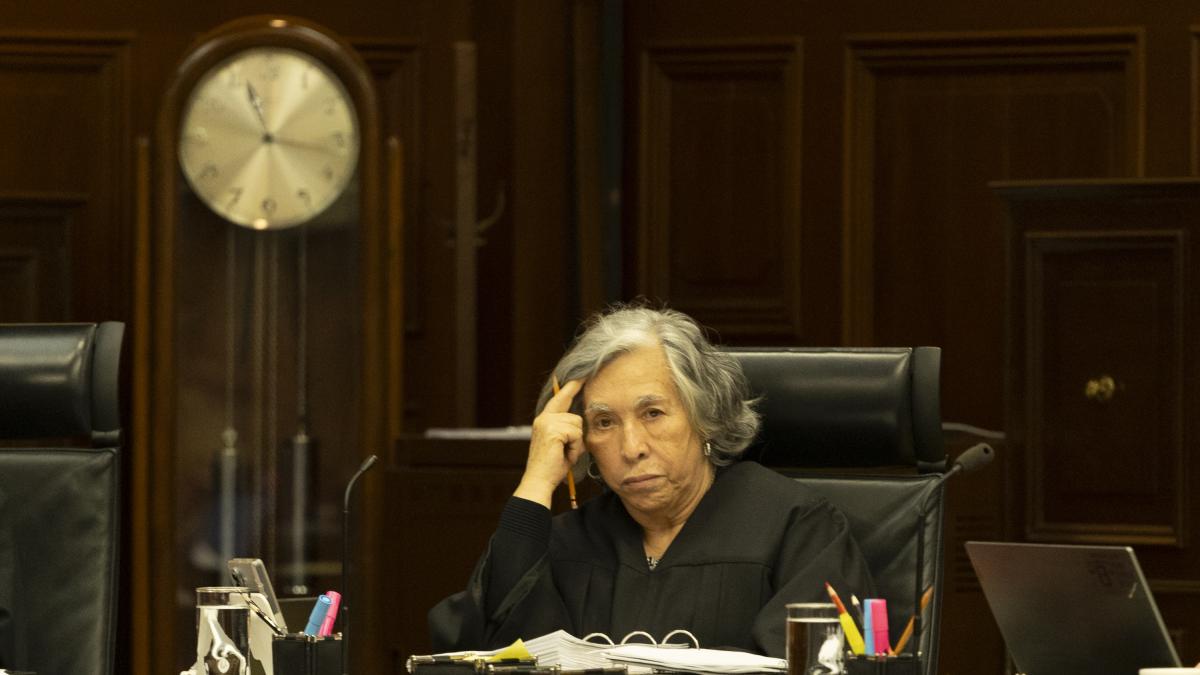 <![CDATA[SCJN invalida multas y propone cárcel a padres que aplican terapias de conversión en Guanajuato]]>