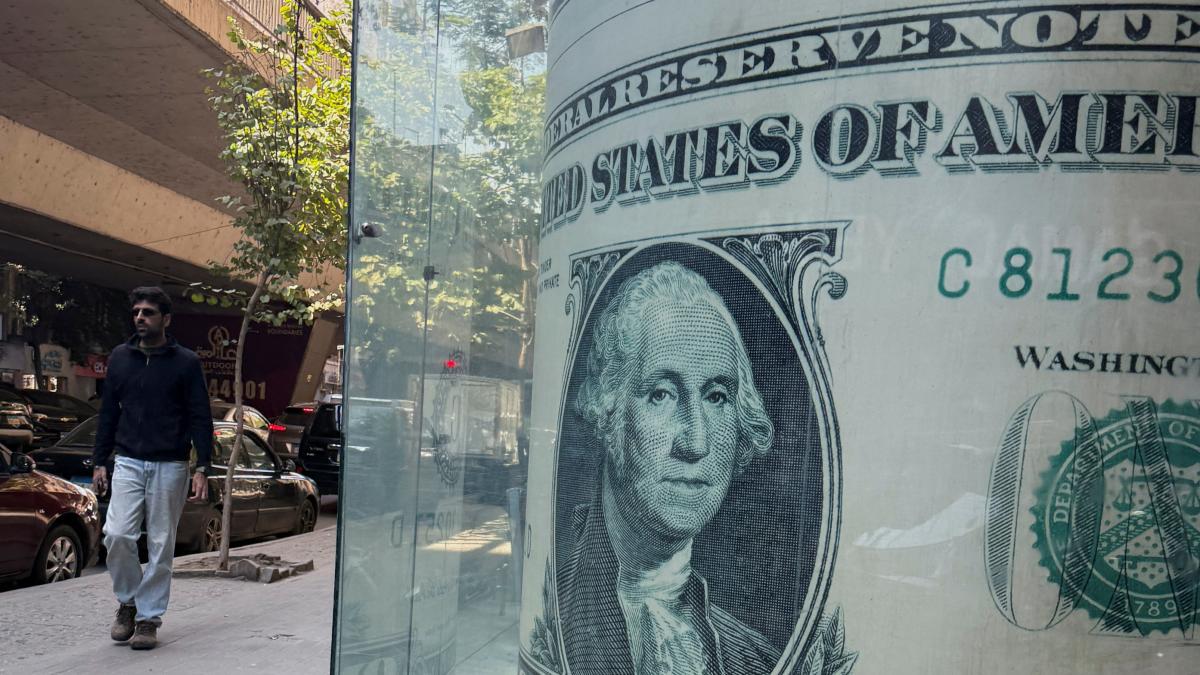 &iexcl;Peso avanza tras comentarios de Trump sobre Ir&aacute;n! Precio del d&oacute;lar hoy 10 de marzo de 2026