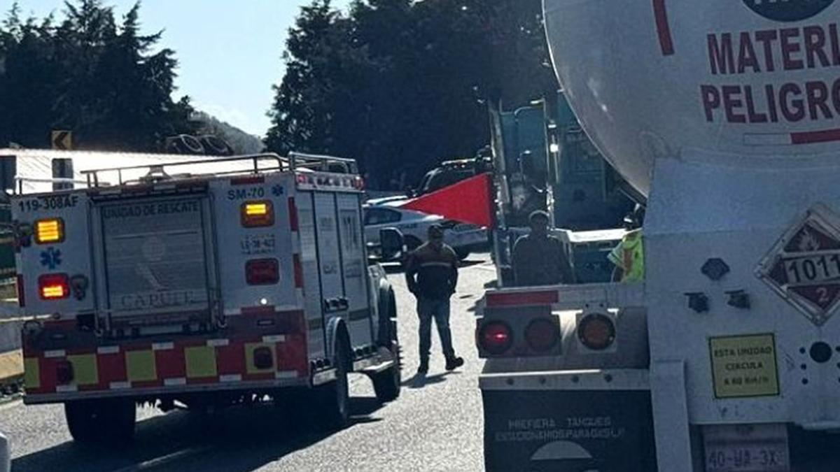 <![CDATA[Reabren circulación en autopista México-Cuernavaca tras volcadura de tráiler]]>
