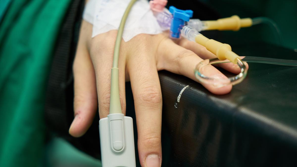 <![CDATA[Mujer de 27 años muere antes de someterse a cirugía estética]]>