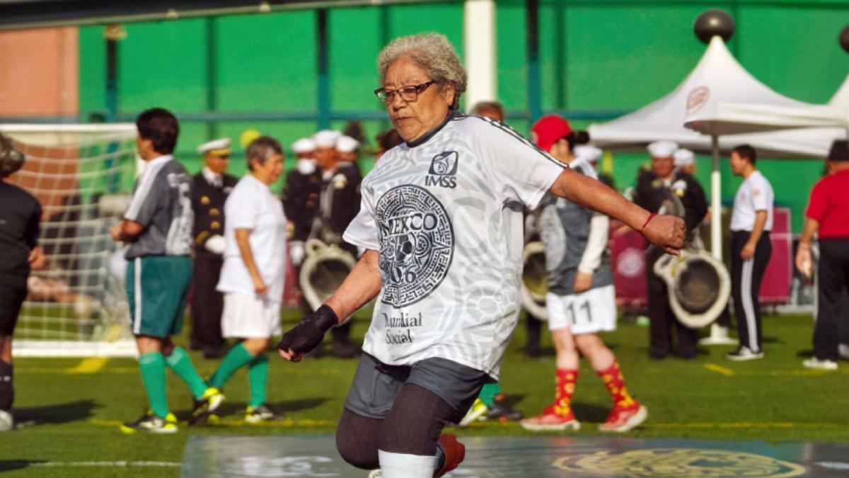 <![CDATA[Arranca IMSS torneo de “Futbol sin correr” para adultos mayores]]>