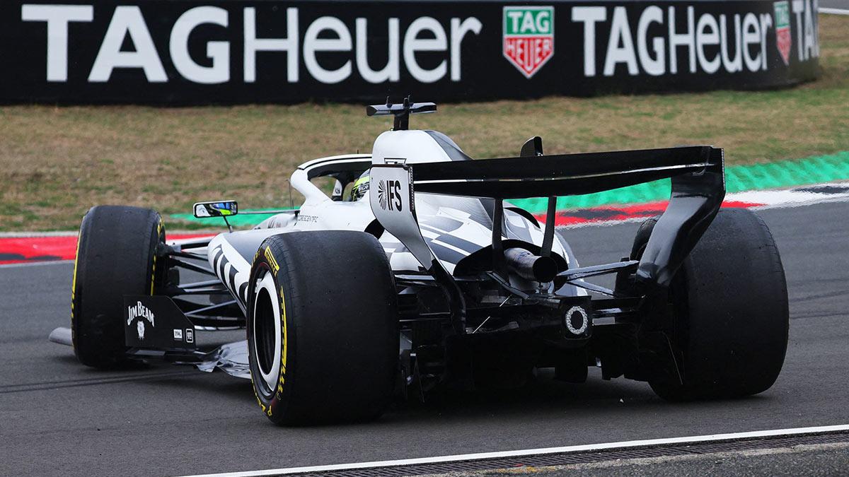 <![CDATA[George Russell se lanzó contra ‘Checo’, ‘este idi***’]]>