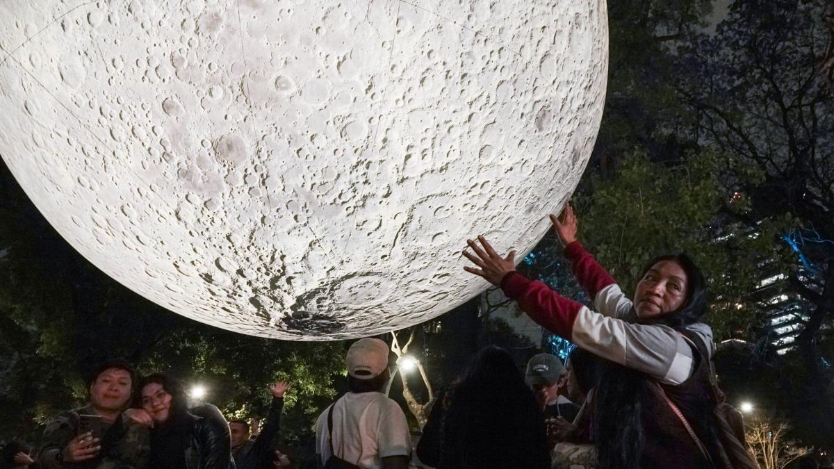 <![CDATA[¡La Luna Gigante de Reforma se queda más tiempo! Tienes hasta esta fecha para visitarla]]>