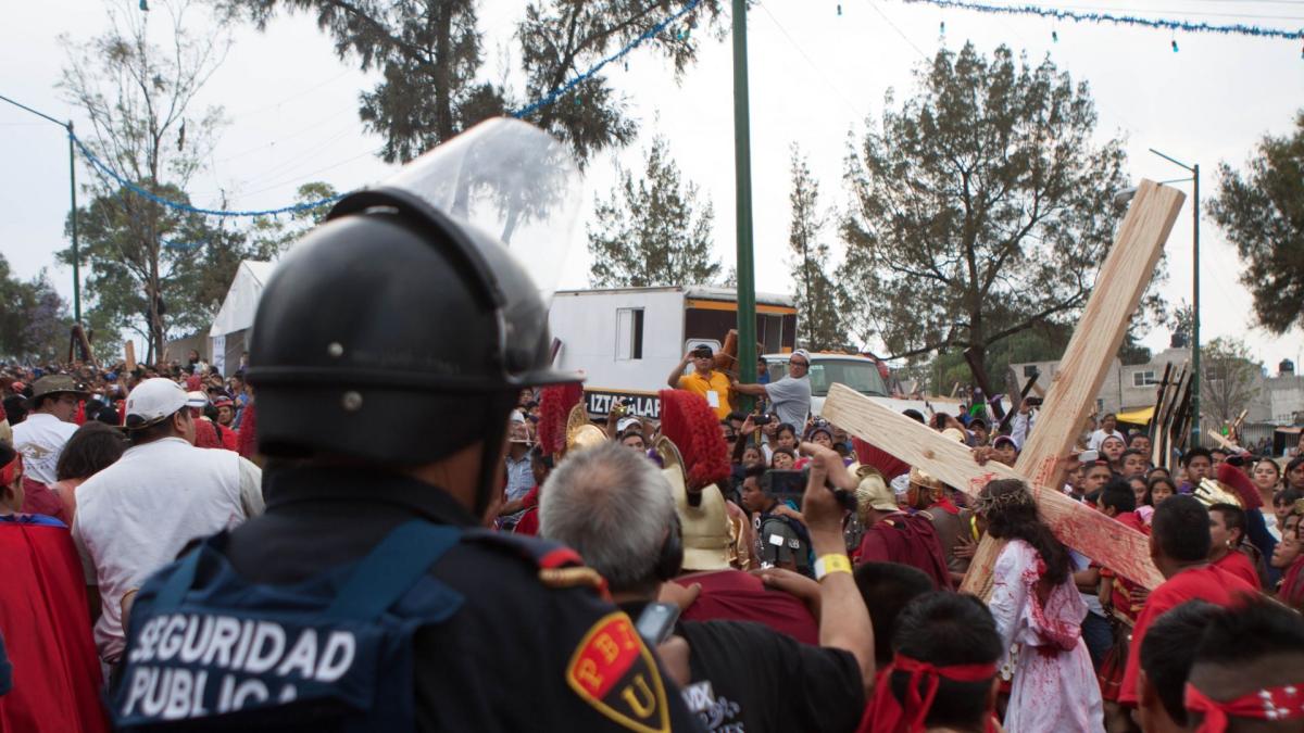 <![CDATA[Más de 9 mil policías vigilarán representación de Semana Santa en Iztapalapa]]>