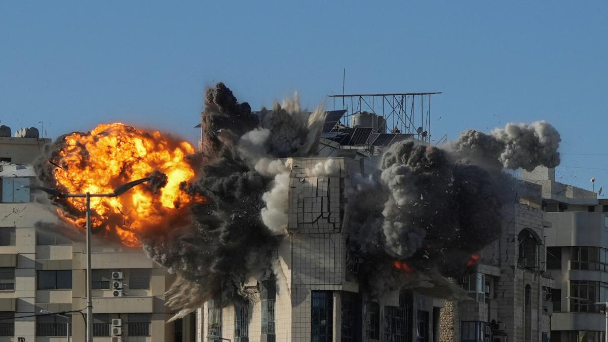 <![CDATA[Irán busca poner fin a la guerra, exige condiciones y garantías]]>