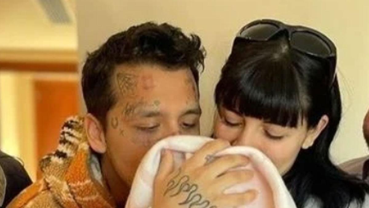 <![CDATA[Mamá de Christian Nodal desata rumores en pleno conflicto entre su hijo y Cazzu]]>