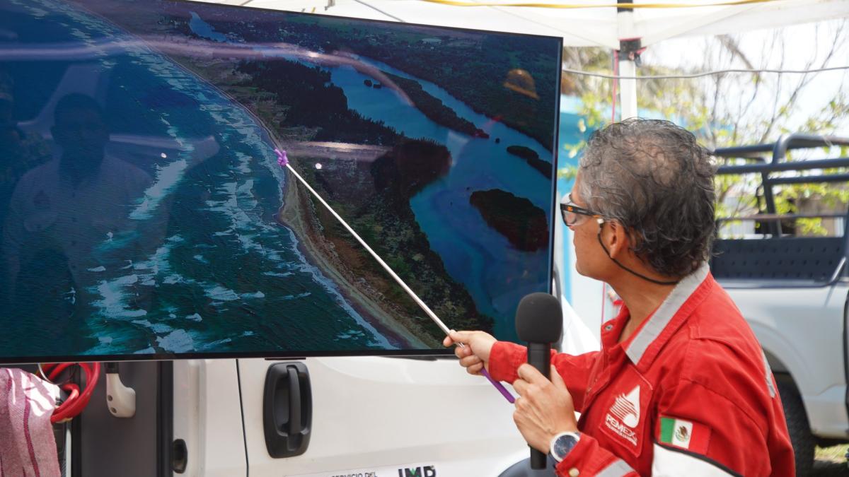 <![CDATA[Destacan limpieza de playas; especialista cuestiona transparencia por derrame en el Golfo]]>