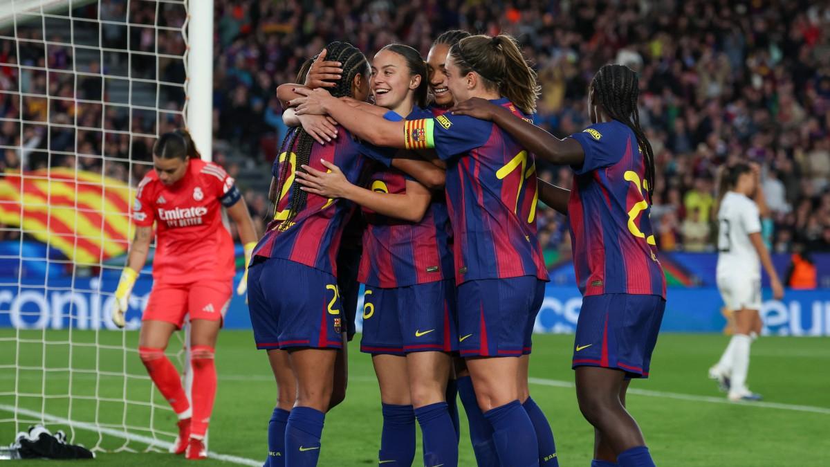 <![CDATA[Reinado absoluto: El Barcelona femenil tritura al Real Madrid en un Camp Nou con asistencia récord]]>