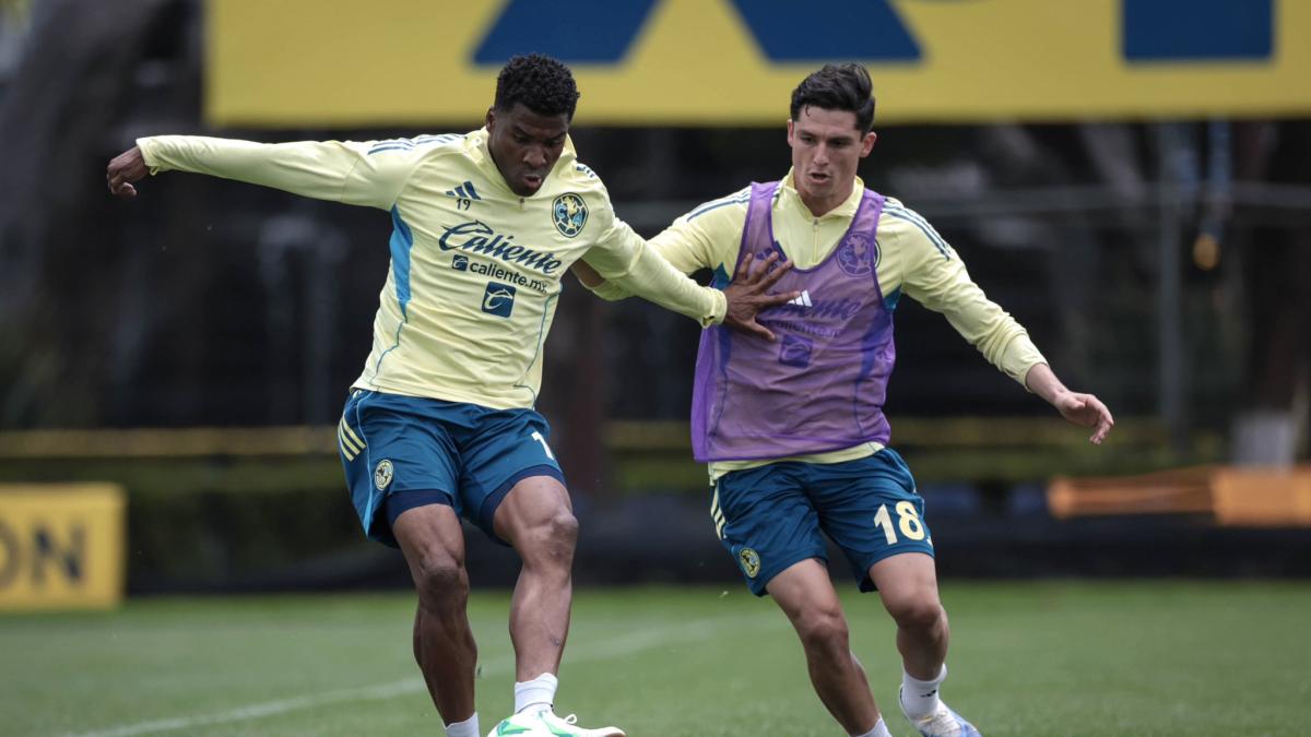 <![CDATA[América no tiene comparación… Ni con Chivas, presume Aarón Mejía]]>