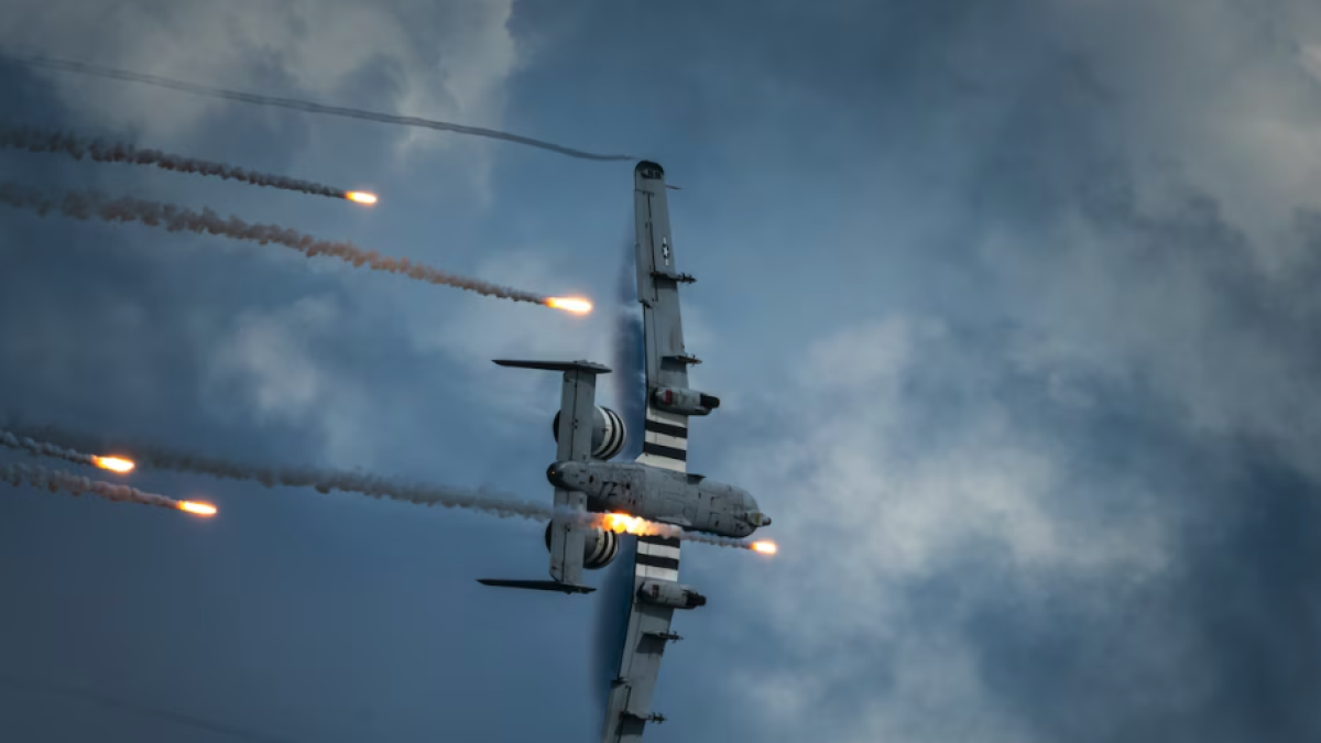 <![CDATA[Se estrella un segundo avión de combate estadounidense cerca del estrecho de Ormuz]]>