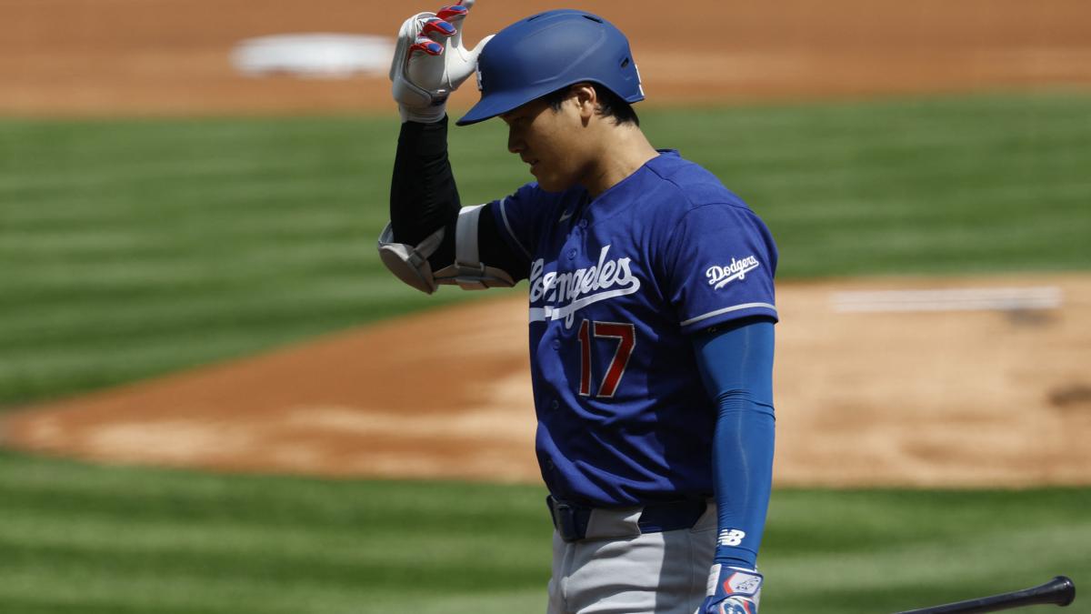 <![CDATA[Ohtani despierta con cuadrangular y lidera paliza de Dodgers en estreno de franela azul]]>
