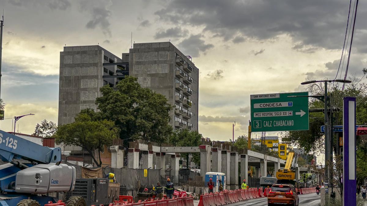 <![CDATA[Activistas y diputados llaman a las autoridades a transparentar avances de obras del Mundial]]>