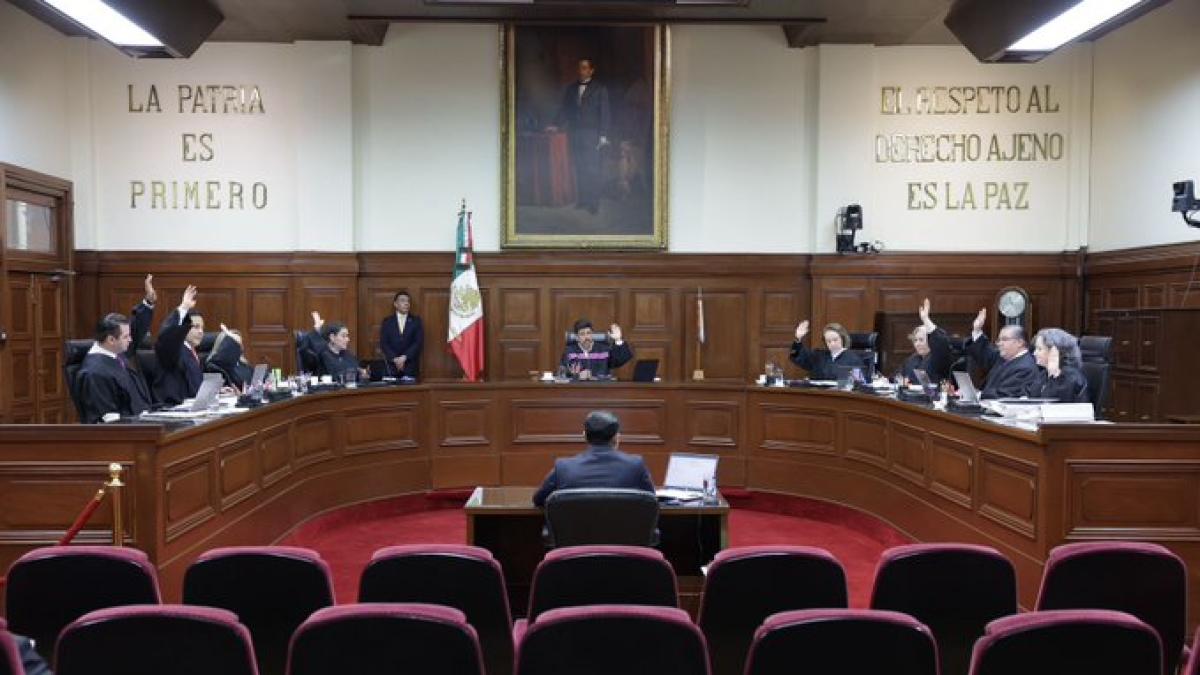 <![CDATA[SCJN avala que UIF pueda congelar cuentas bancarias cuando existan indicios de dinero ilícito]]>