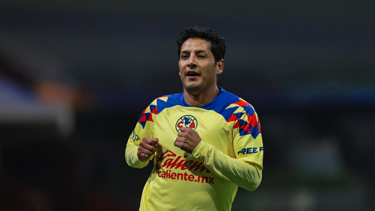 <![CDATA[¡No se guardó nada! Ángel Reyna 'destroza' a Fidalgo: 