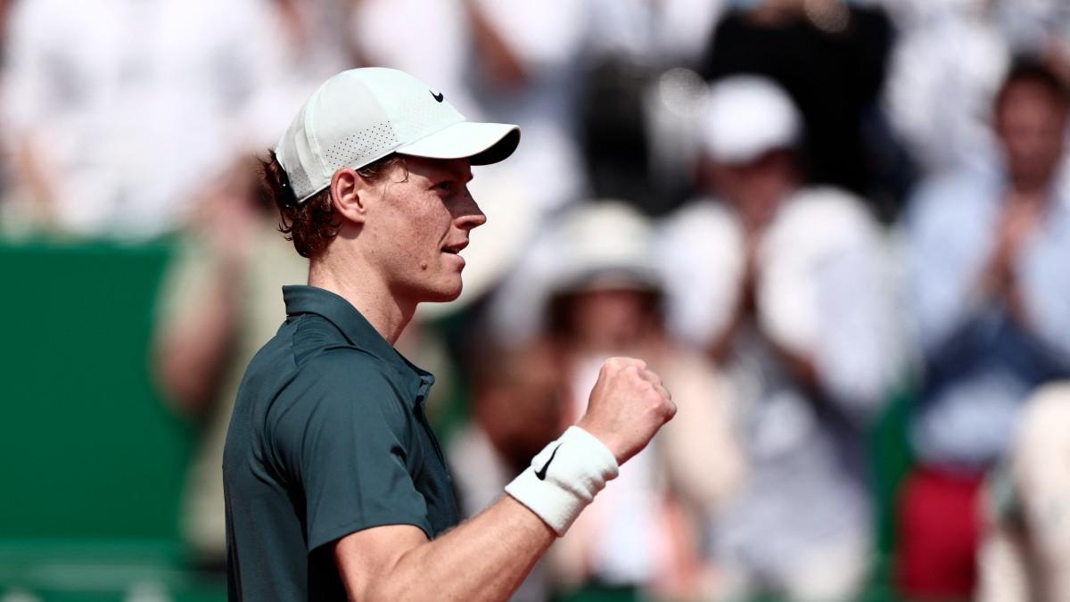 <![CDATA[Sinner firma en Montecarlo hazaña de Djokovic, Federer y Nadal y sacude la cima del tenis]]>