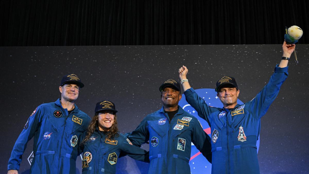 <![CDATA[Astronautas de Artemis piden unidad en la Tierra, nuestro 