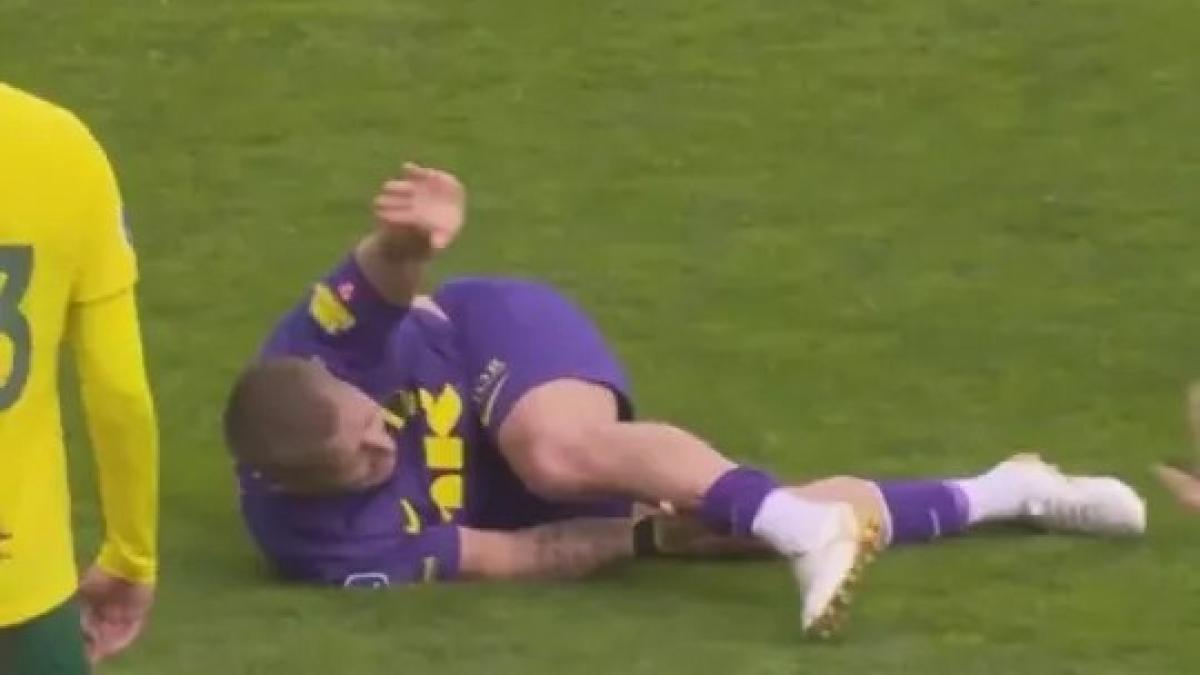<![CDATA[VIDEO: ¡Escalofriante! Aterradora lesión de Lewis Holtby paraliza a la Eredivisie]]>