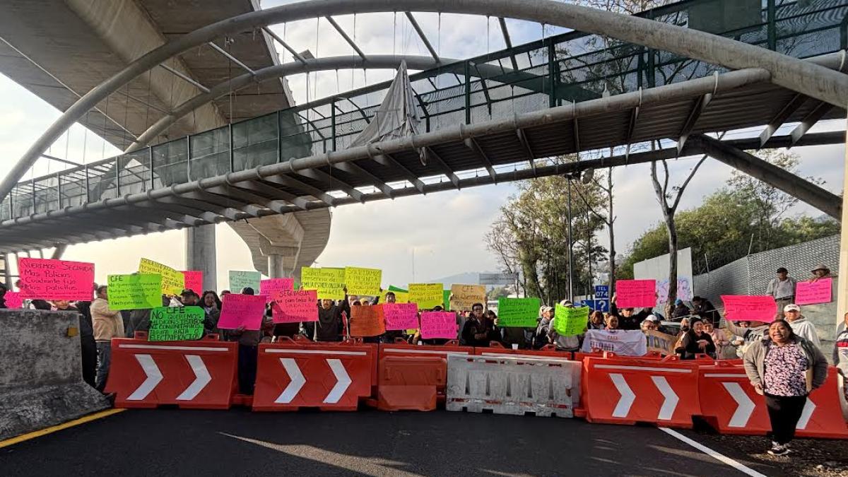 <![CDATA[Vecinos de Xochimilco tomaron la autopista México-Cuernavaca por tres horas]]>