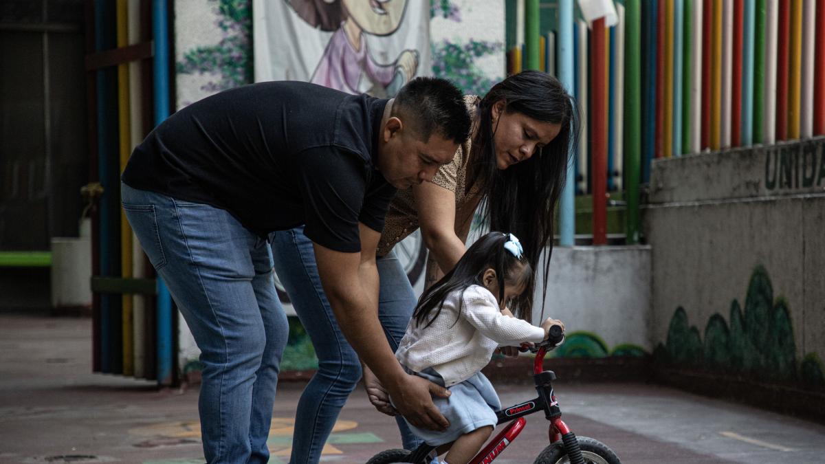 <![CDATA[La pequeña Dulce Sofía camina gracias a una exitosa cirugía fetal realizada en el IMSS]]>