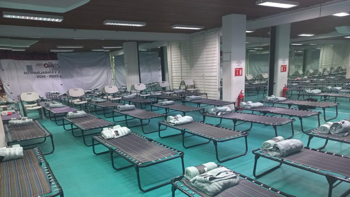 <![CDATA[Habilitan albergue para familias afectadas tras mega fuga en Torres de Potrero]]>