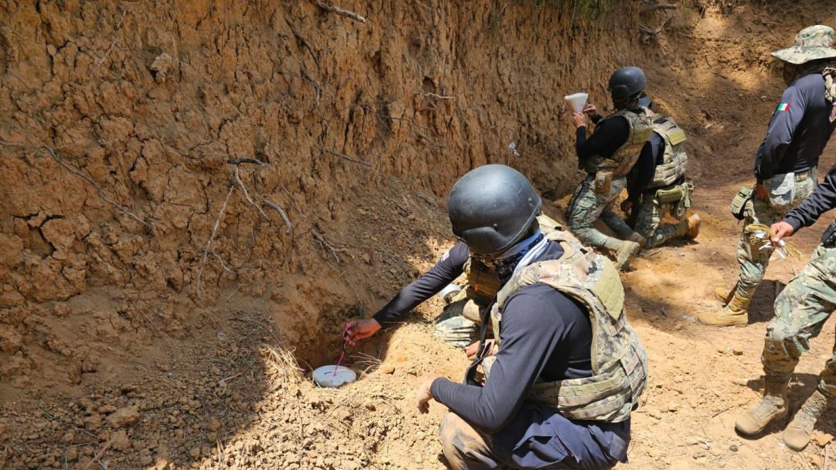 <![CDATA[Semar se capacita en manejo de explosivos para fortalecer tareas de alto riesgo]]>