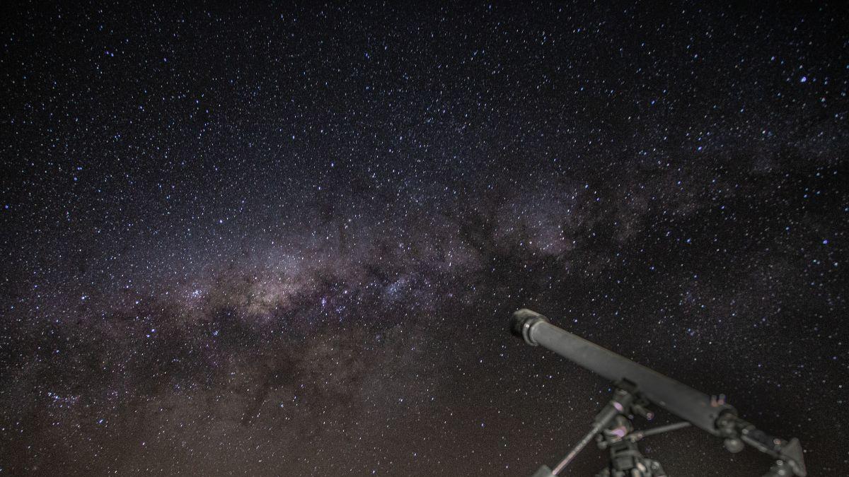 <![CDATA[¿Dónde ver la lluvia de estrellas Líridas? Lugares cerca de CDMX que te encantarán]]>