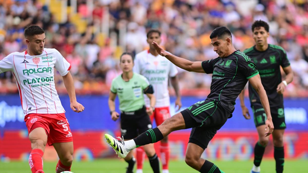 <![CDATA[Tigres salva un dramático punto con un gol de Ángel Correa en los segundos finales]]>