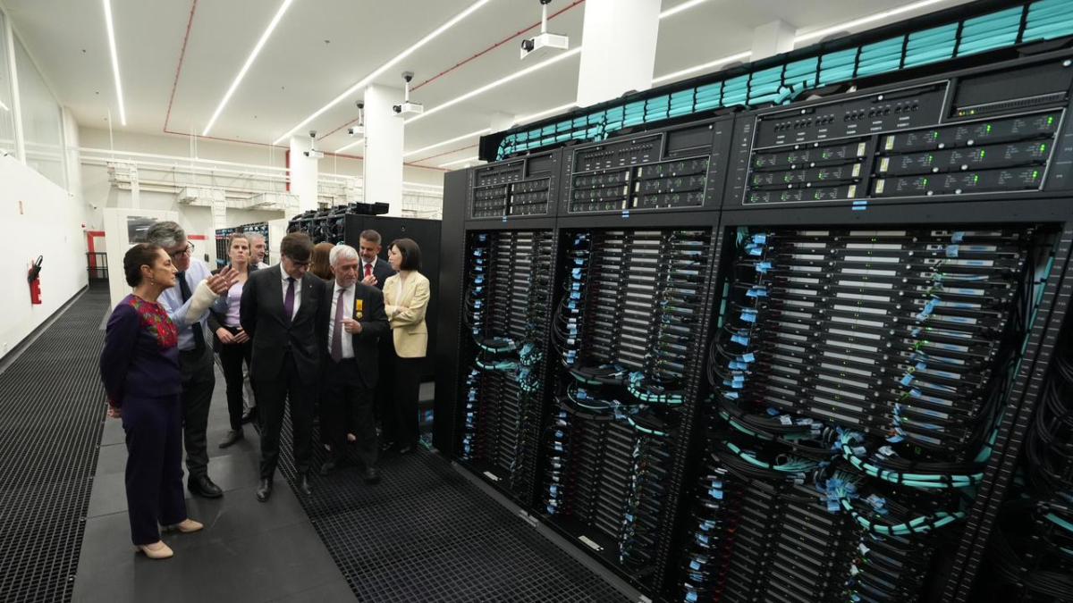 <![CDATA[Visita Sheinbaum súper computadora de Barcelona, proyecto que colabora con México]]>