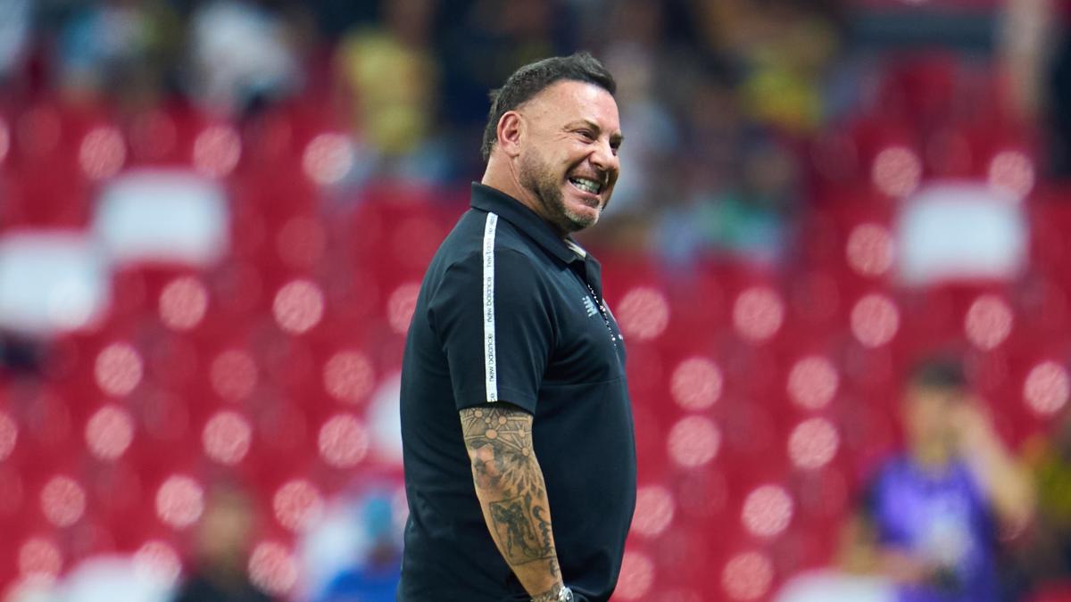 <![CDATA[David Faitelson destroza a Antonio Mohamed por atacar a Karen Díaz tras el América vs Toluca]]>