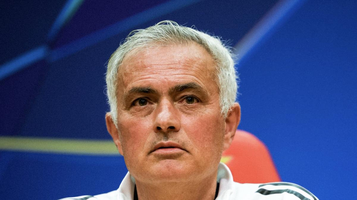 <![CDATA[¿Se va de las Águilas? Mourinho suelta la 'bomba' sobre su futuro en el Benfica]]>