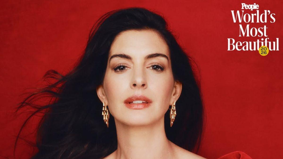 <![CDATA[Anne Hathaway es elegida como la más bella del mundo según People en 2026]]>