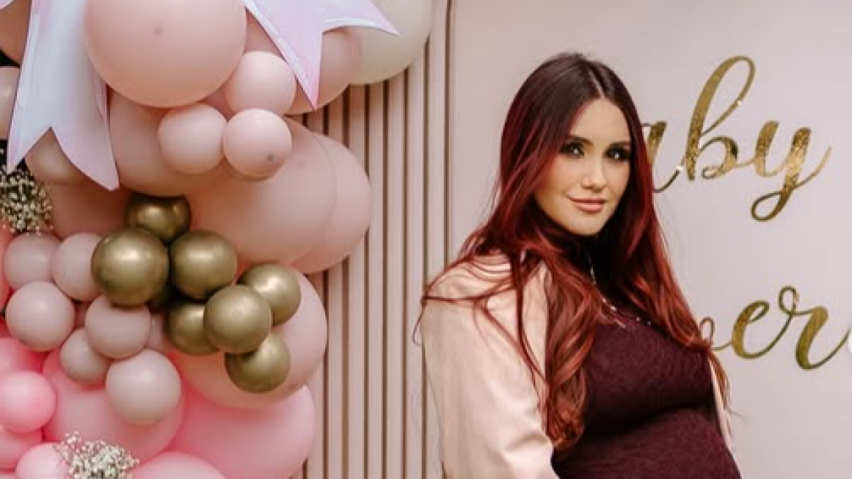 <![CDATA[Dulce María comparte tierno mensaje a su hija Fernanda]]>