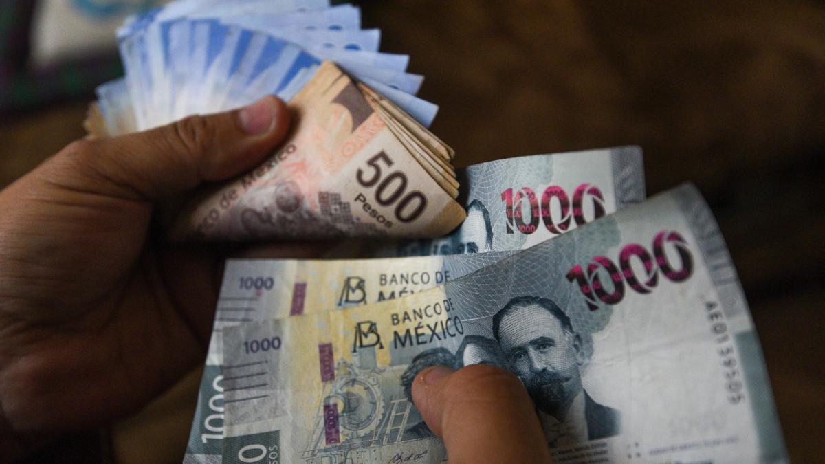 <![CDATA[¿Cuánto dinero ganas si inviertes 10 mil pesos en Cetes por seis meses?]]>