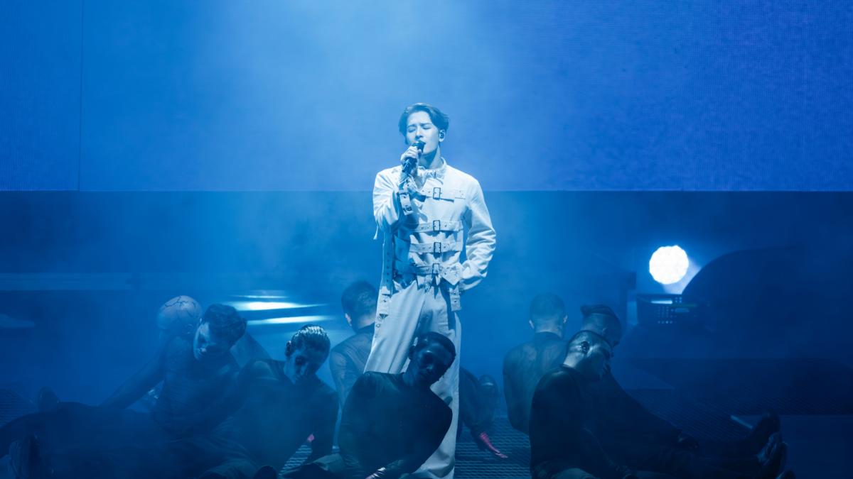 <![CDATA[Magia, introspección y sensualidad: así fue el enigmático concierto de Jackson Wang en CDMX]]>