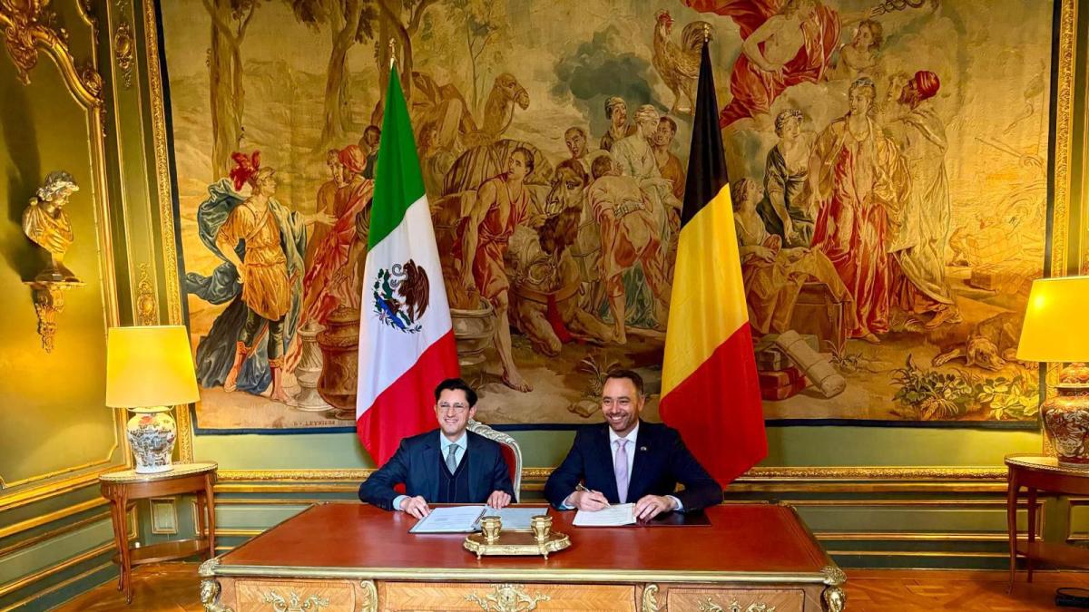 <![CDATA[Roberto Velasco concluye gira de trabajo en Bruselas, Bélgica]]>