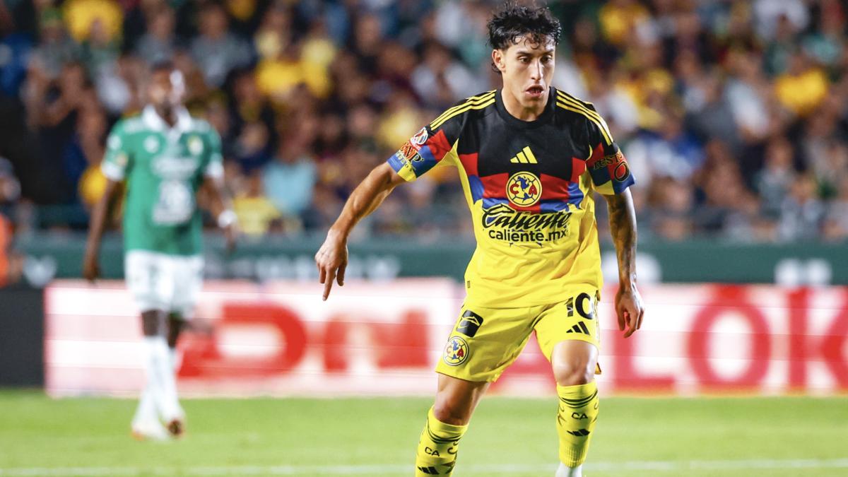 <![CDATA[América gana con polémico penal en su visita al León]]>