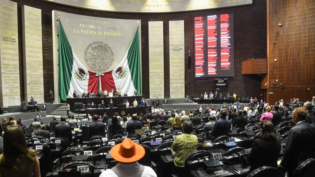 <![CDATA[Diputados aprueban reducir jornada laboral a 40 horas a la semana]]>