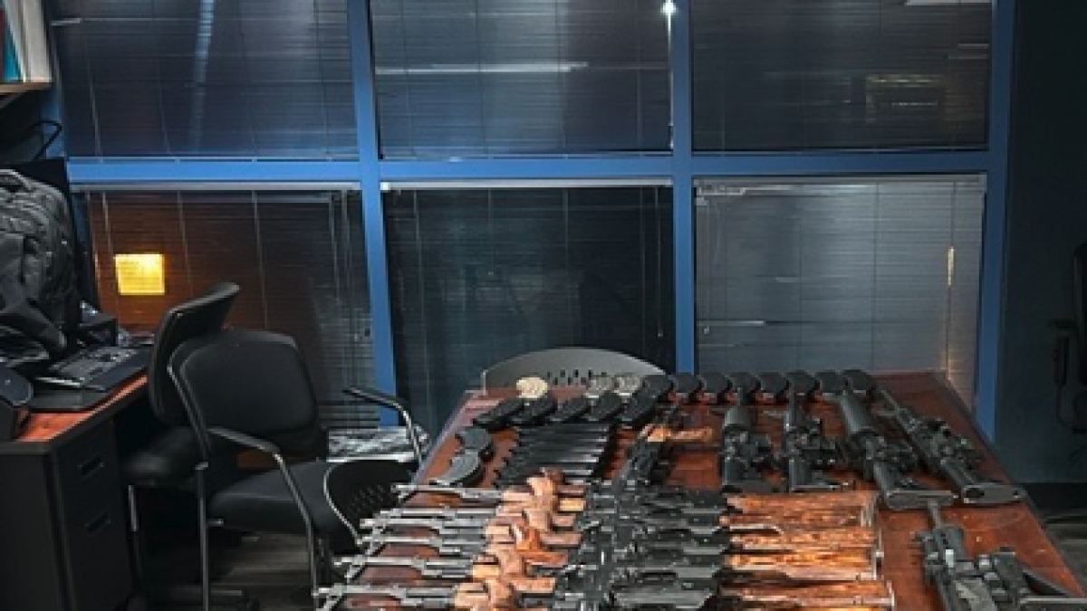 <![CDATA[CBP decomisa armas y lanzacohetes que se dirigían a México]]>
