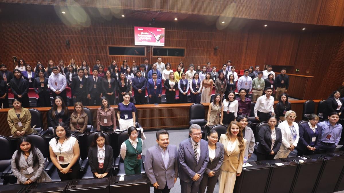 <![CDATA[Monreal destaca avances legislativos en feminicidio y jornada laboral]]>