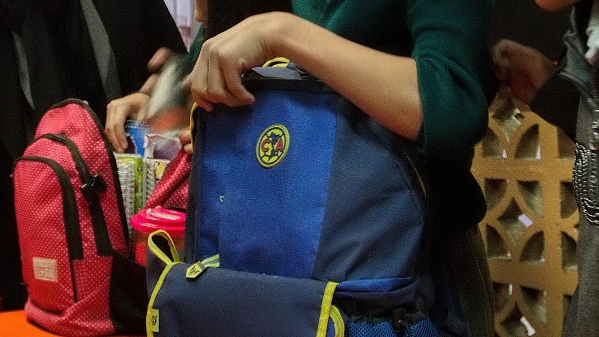 <![CDATA[Aplican “operativo mochila” tras amenazas de tiroteo en escuelas]]>