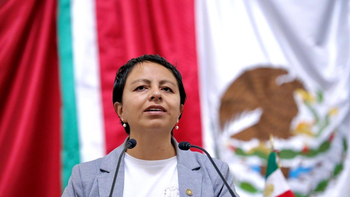 <![CDATA[“Gobernar no es imponer”: Liz Salgado Viramontes exigue transparencia y consulta ciudadana ante Línea 5 de Cablebús]]>