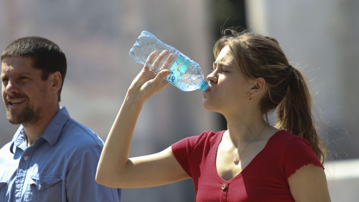 <![CDATA[Calor golpeará a CDMX con temperaturas de hasta 32 grados]]>