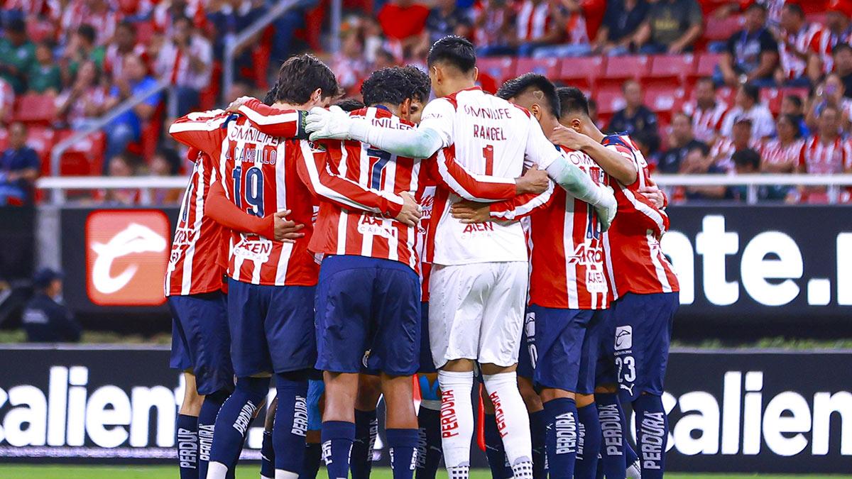 <![CDATA[¿Qué necesita Chivas para ganar el millón de dólares? Así va la tabla de la Liga MX]]>
