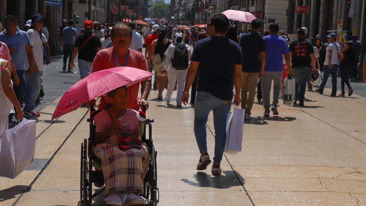 <![CDATA[CDMX continúa bajo calor intenso superior a 30 grados]]>