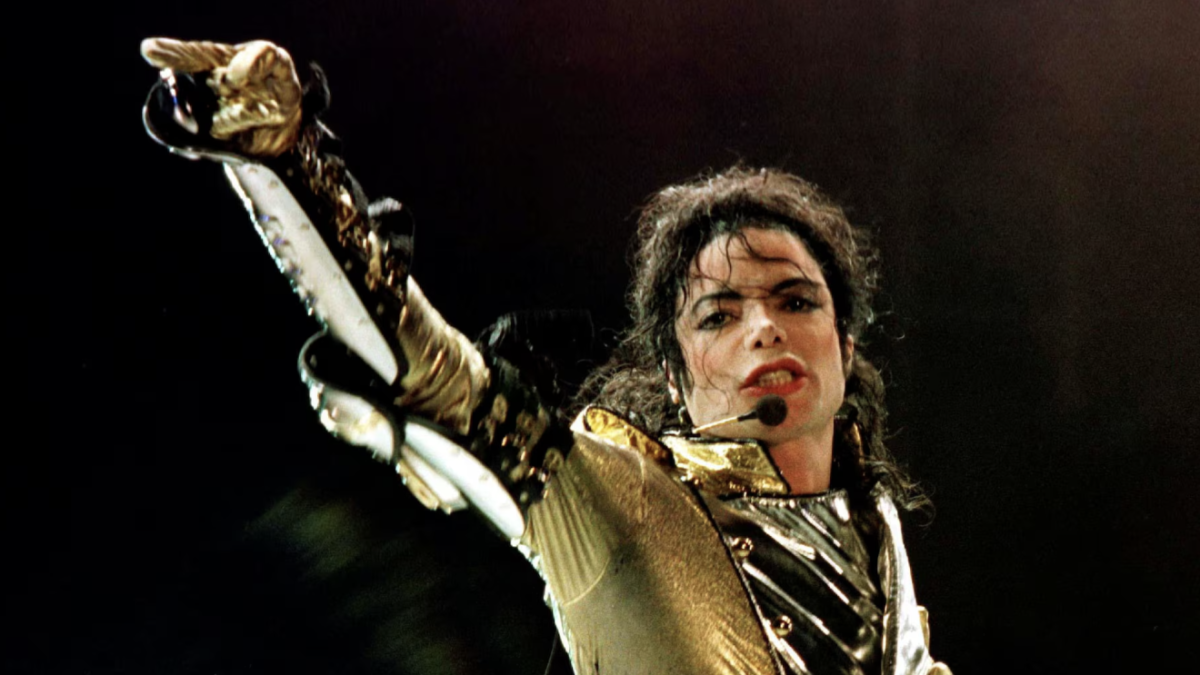 <![CDATA[De nuevo Michael Jackson, parteaguas de la danza mundial]]>