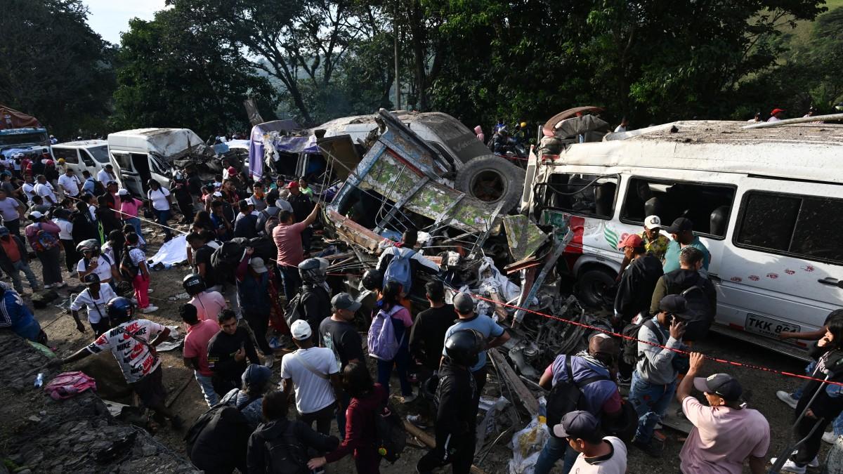 <![CDATA[Sube a 19 el número de muertos por atentado con bomba en carretera de Colombia]]>